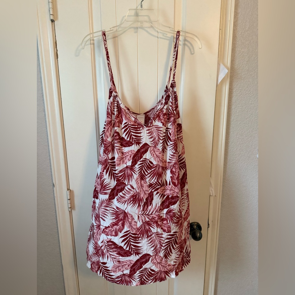 Xhilaration Maroon Leaf Print Dress